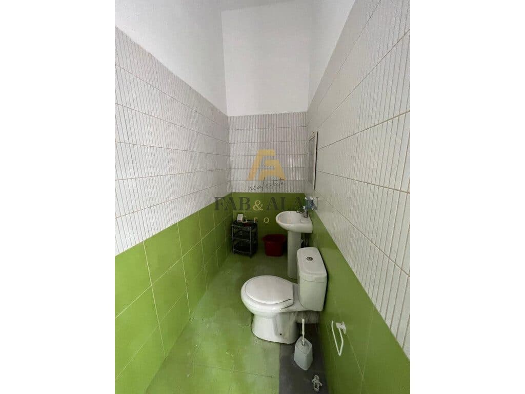 NE ASTIR AMBIENT BIZNESI PER QERA! 4