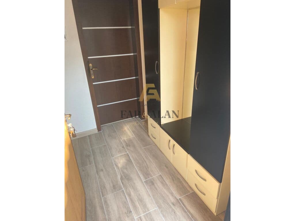 APARTAMENT ME QERA - RR. "BESA", PRANE HOTEL MERIDIAN! 4