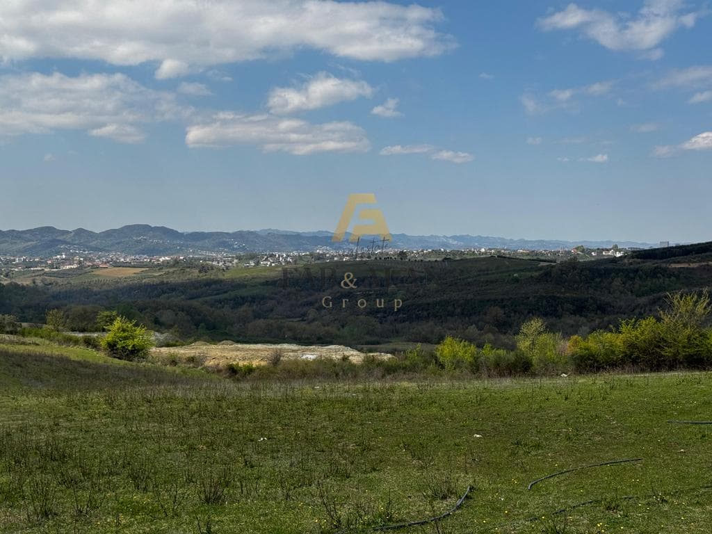 TOKE 9000 M2 NE GURRE TE MADHE PER SHITJE! 2