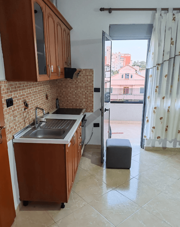 Apartament 1+1 Me Qira në Rruga 5 Maji, Tiranë - 540€ | 75 m² 3