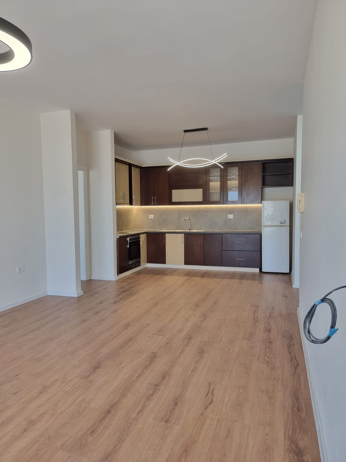 APARTAMENT 2+1+2 PËR SHITJE – ASTIR 2