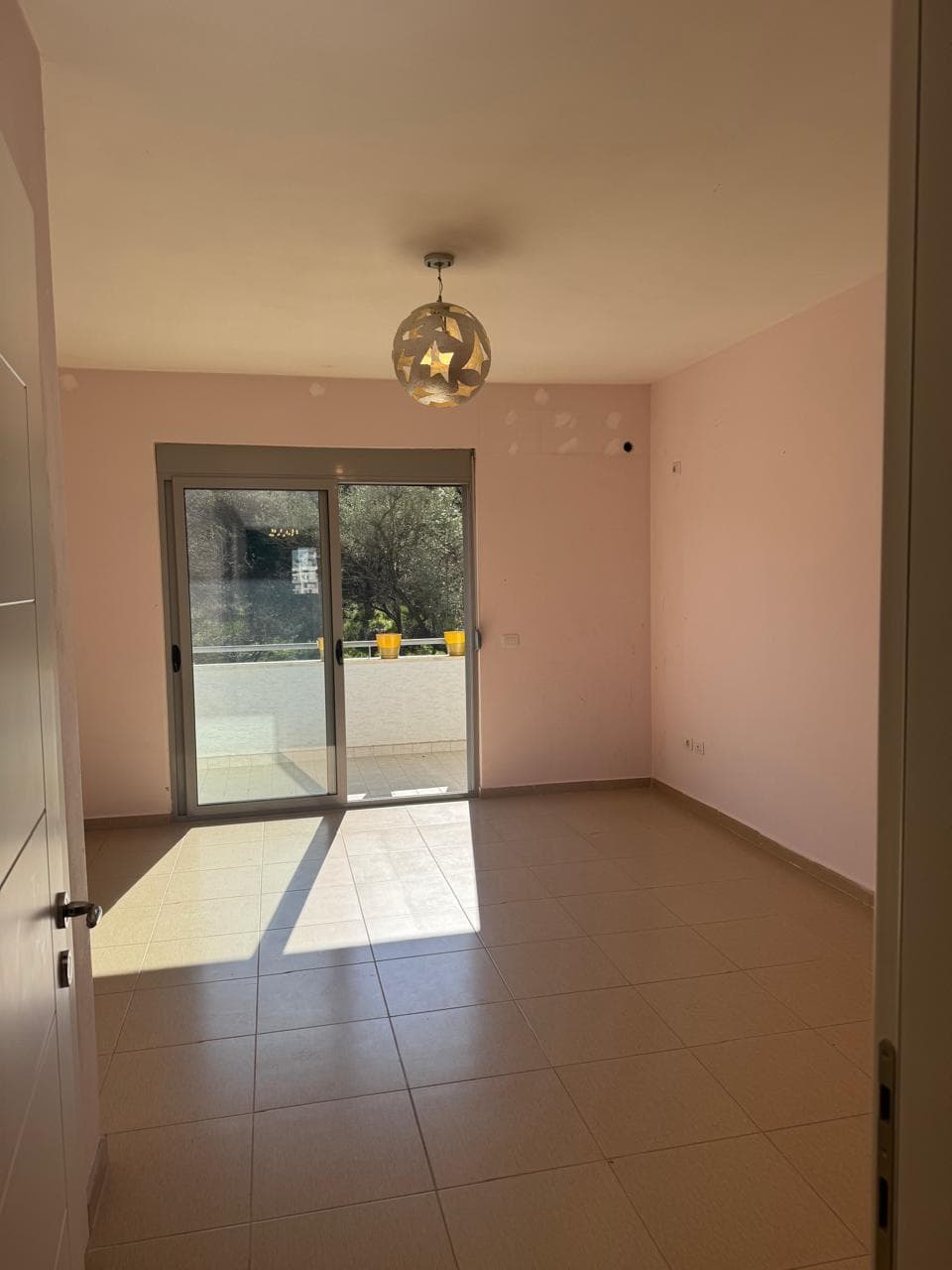 🏡 SHITET APARTAMENT 3+1+3 – KOPSHTI ZOOLOGJIK