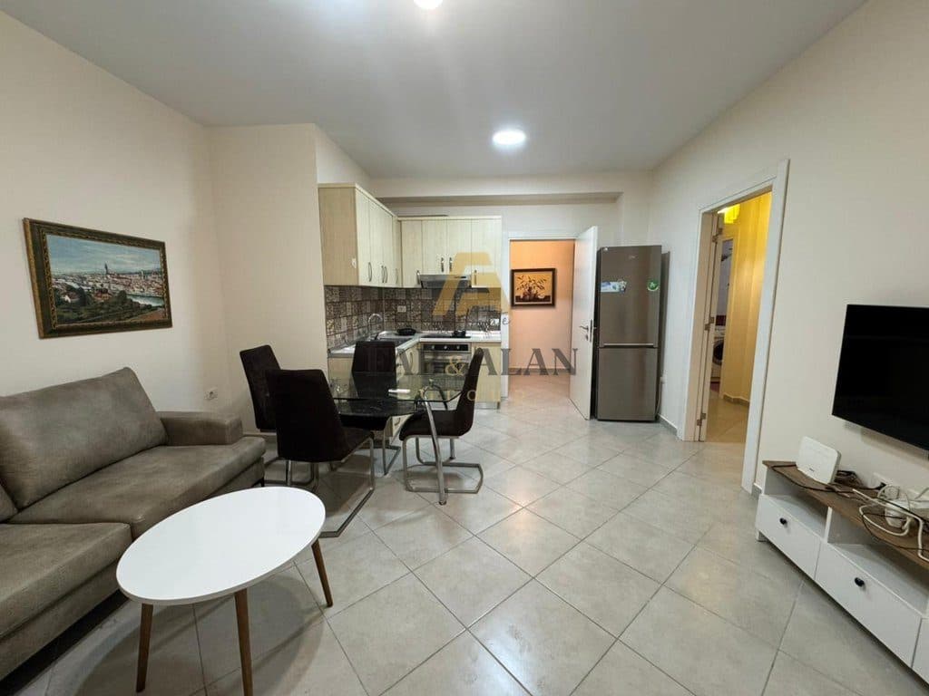 APARTAMENT 2+1 ME QERA RRUGA BILL KLINTON!