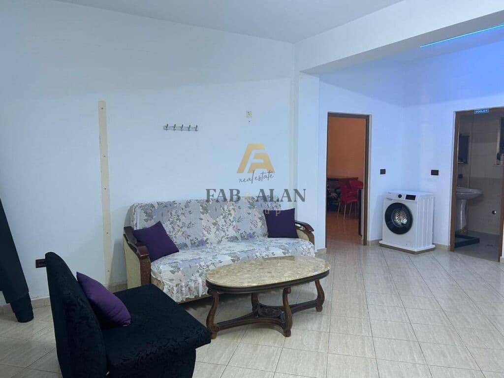 TEK FABRIKA E MIELLIT 1+1 NE KAT VILE PER QERA!