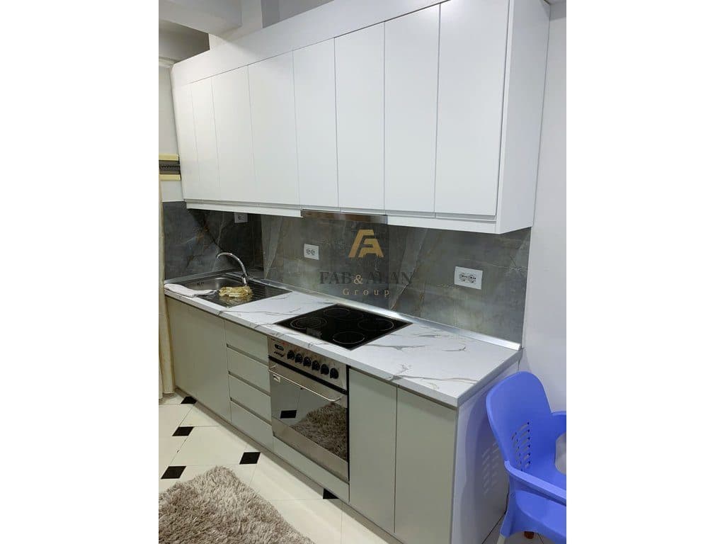 PRANE 5 MAJIT APARTAMENT 1+1 PER QERA PJESE E NJE KATI VILE! 4