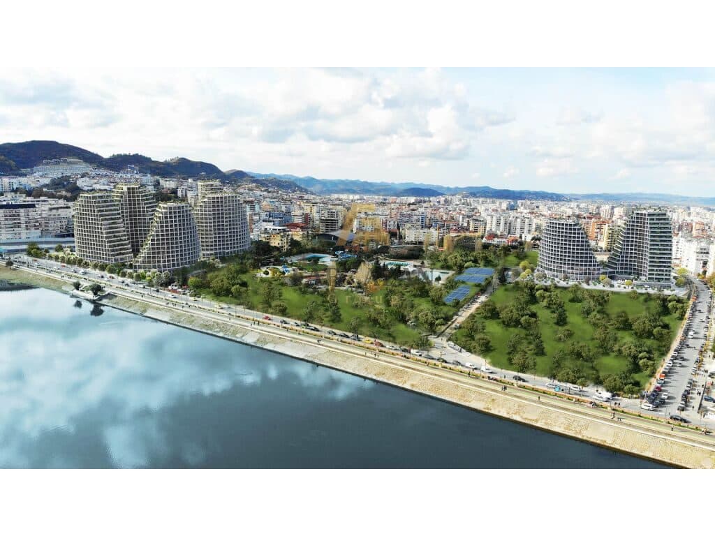 ESKLUZIVE,TEK LAKE VIEW APARTAMENT 3+1+2 + VERANDE +2 POSTE PARKIMI PER SHITJE ! 3