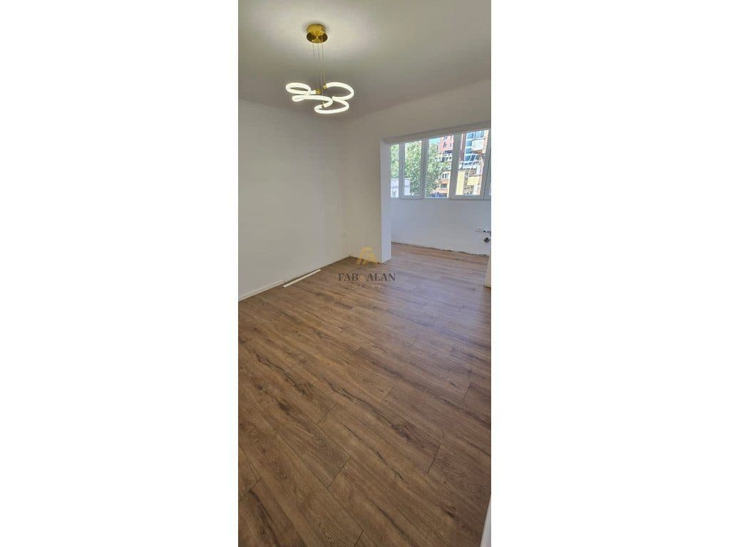 TEK RRUGA E KAVAJES APARTAMENT 2+1 PER SHITJE! 3