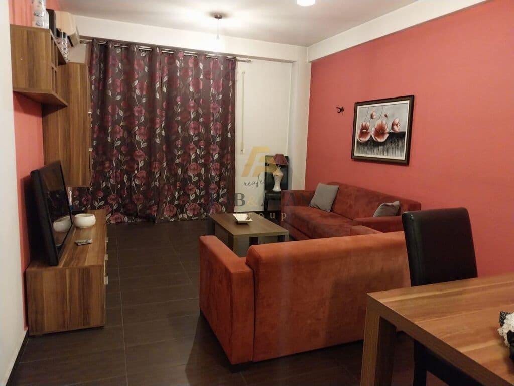 TEK ZOGU I ZI APARTAMENT 2+1+2 PER SHITJE 4
