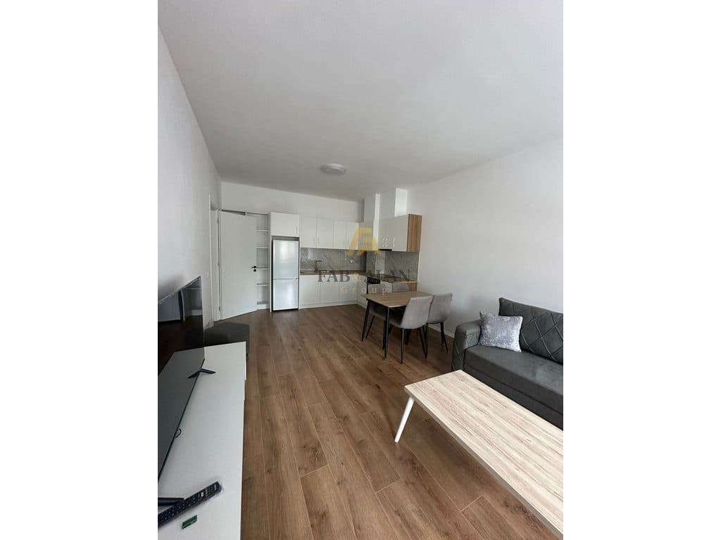NE KAMEZ APARTAMENT 3+1+2 PER QERA! 4