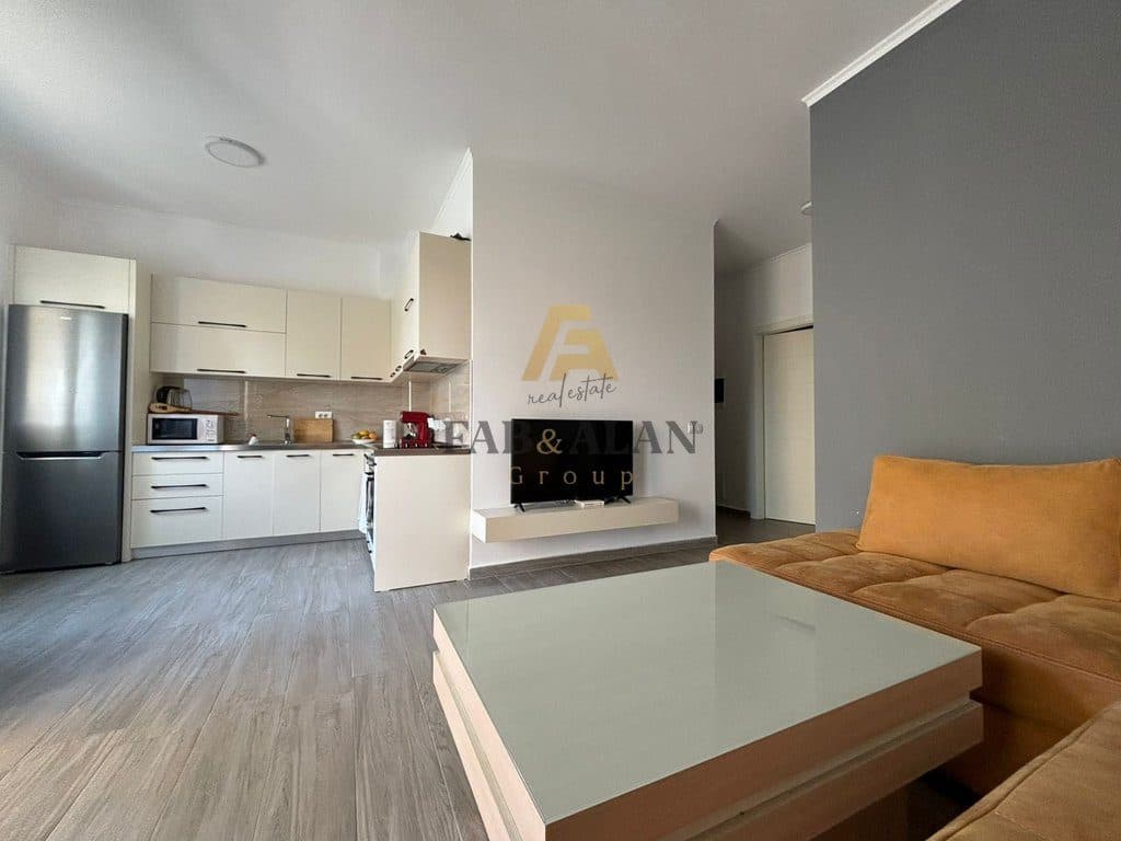 TEK PERLA RESORT NE GJIRIN E LALZIT APARTAMENT 2+1+2 PER SHITJE! 3