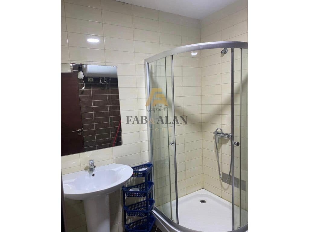 TEK VARRI BAMIT,SUPER APARTAMENT 1+1 ME QERA 3