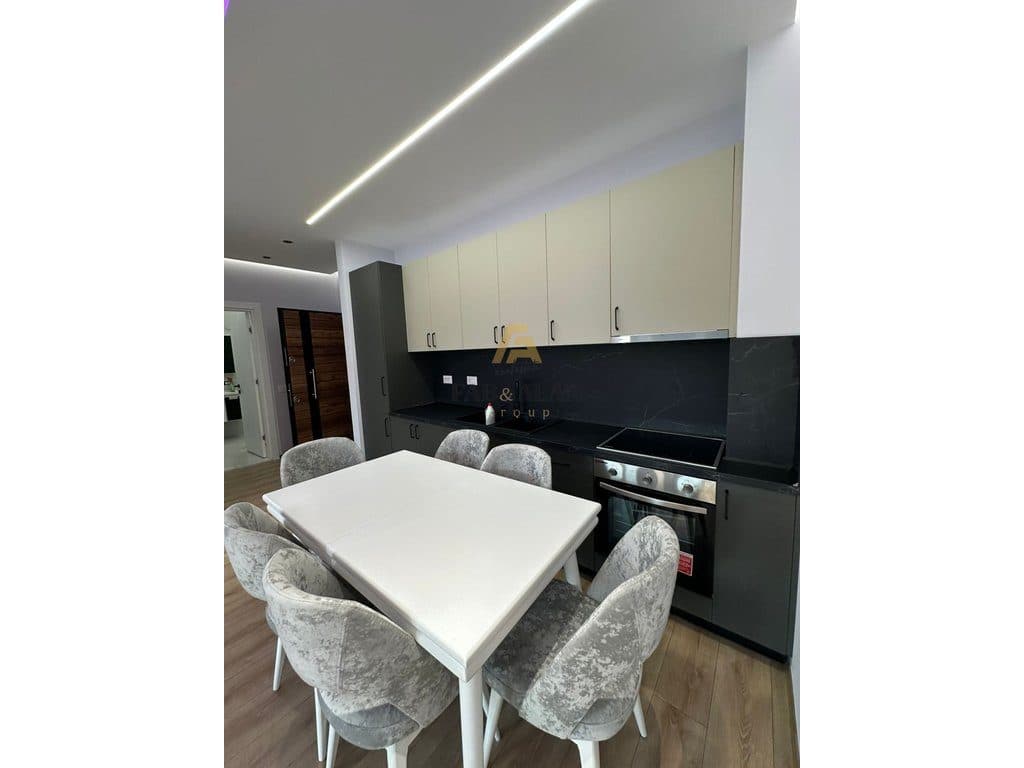 NE KAMEZ APARTAMENT 2+1+2 PER QERA! 3