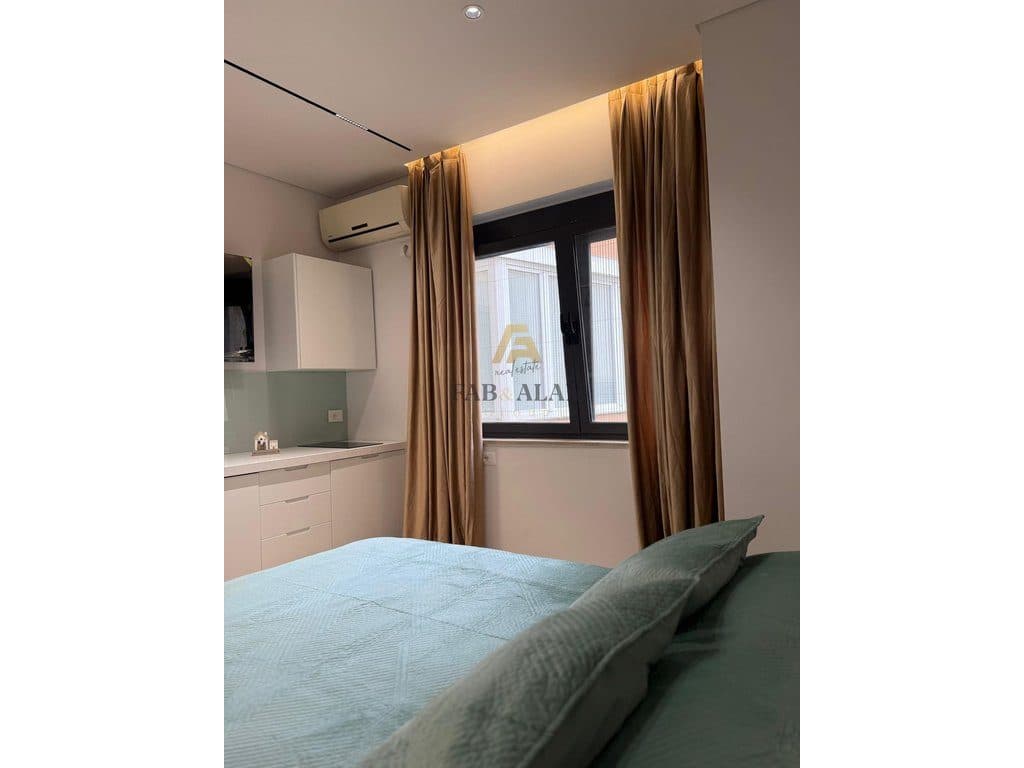 Garzoniere Me Qira në 9 Katëshet, Tiranë - 1300€ | 1+1 | 9 Katëshet | 1 kuzhinë | 1 banjo 4