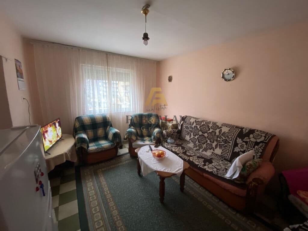 APARTAMENT 1+1 PER SHITJE TEK KRYQEZIMI I OXHAKUT!