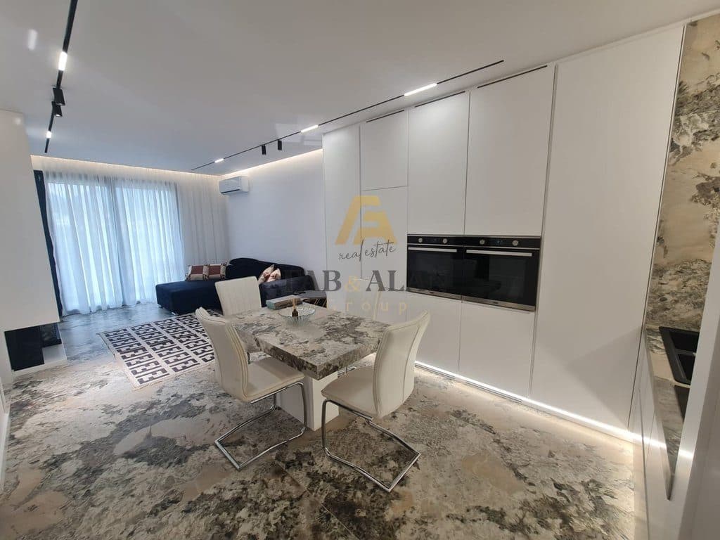 TEK LIQENI I THATE APARTAMENT 1+1+POST PARKIMI PER QERA!