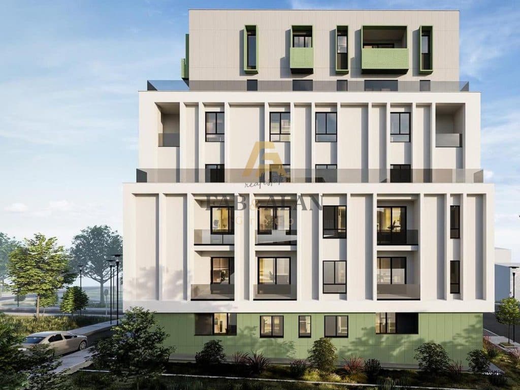 NE PASKUQAN APARTAMENT 2+1 PER SHITJE! 2