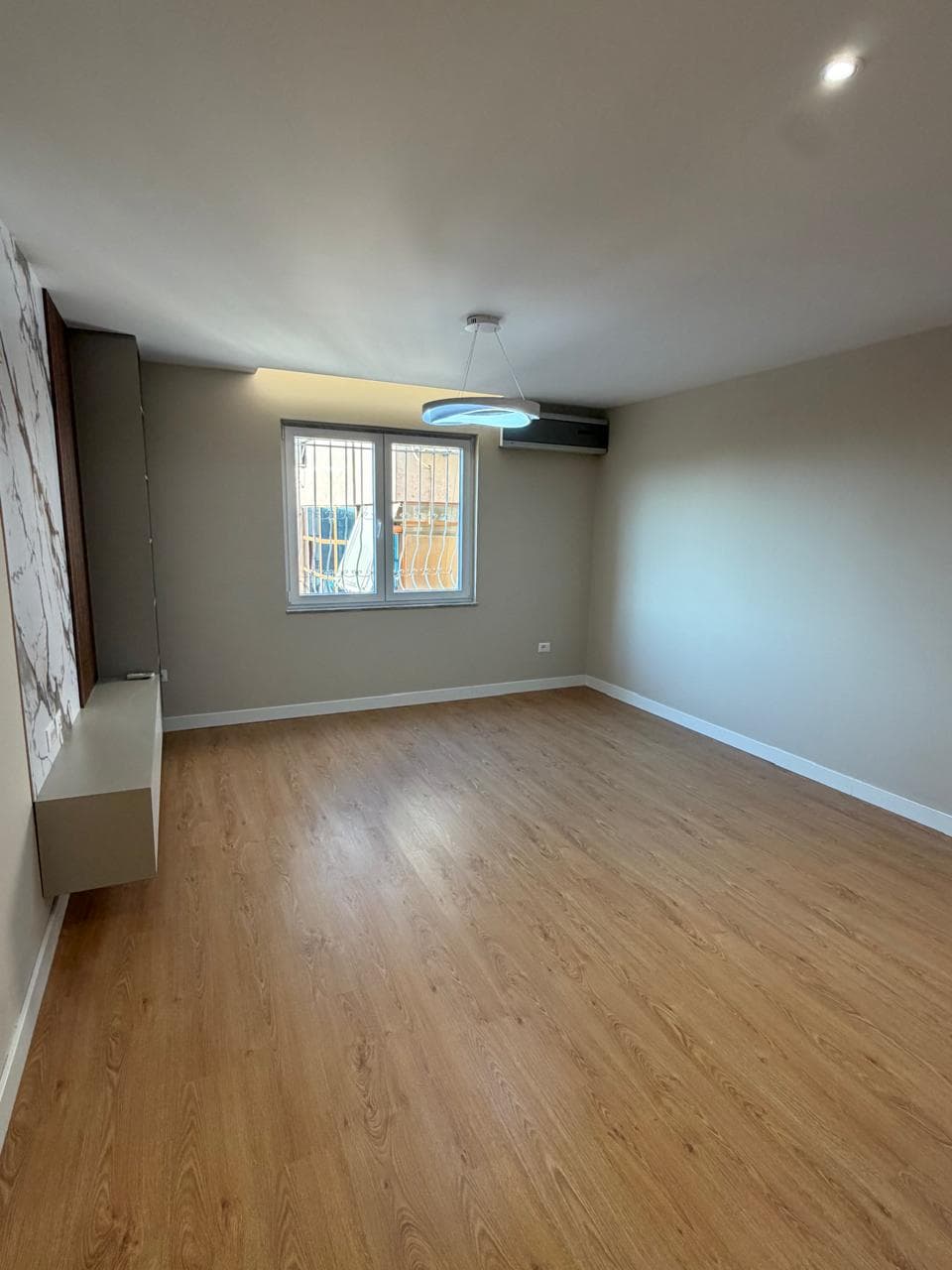 Apartament 2+1 në shitje në Ish Stacioni i Trenit, Tiranë - 190,000€ | 79 m²