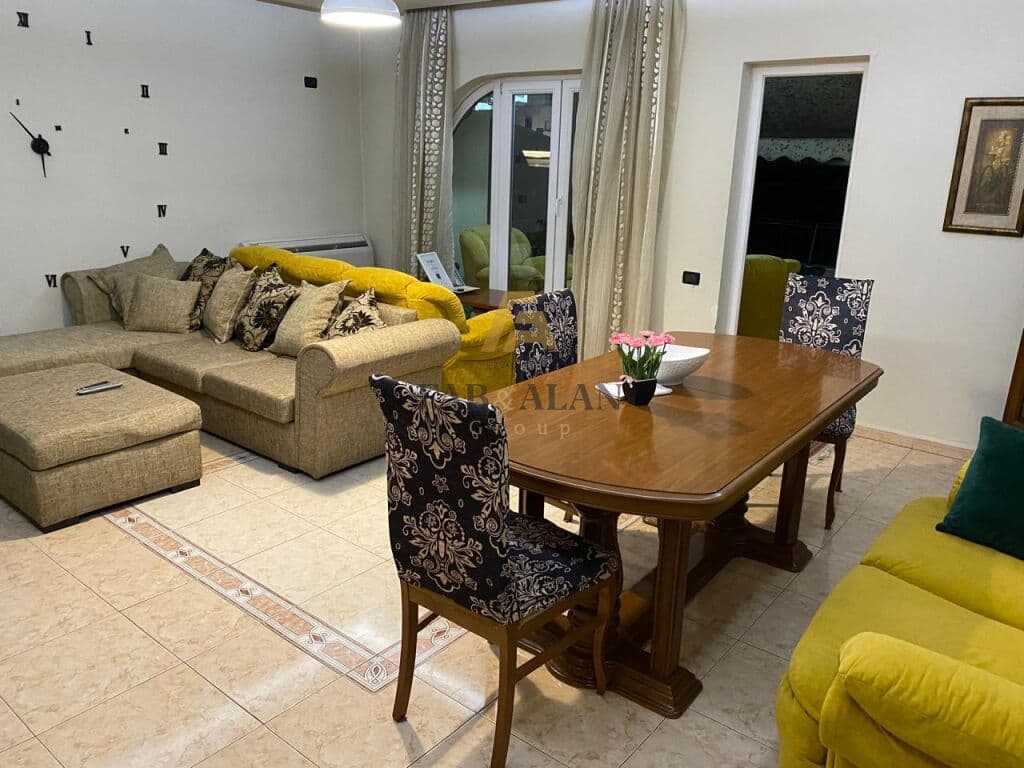 TE PAZARI I RI SUPER APARTAMENT 2+1 PER QERA!