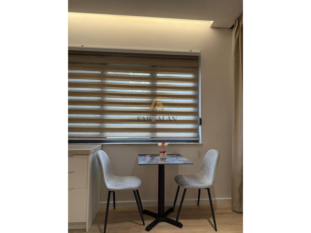 Garzoniere Me Qira ke 9 Kateshet, Tiranë - 1300€ | 4