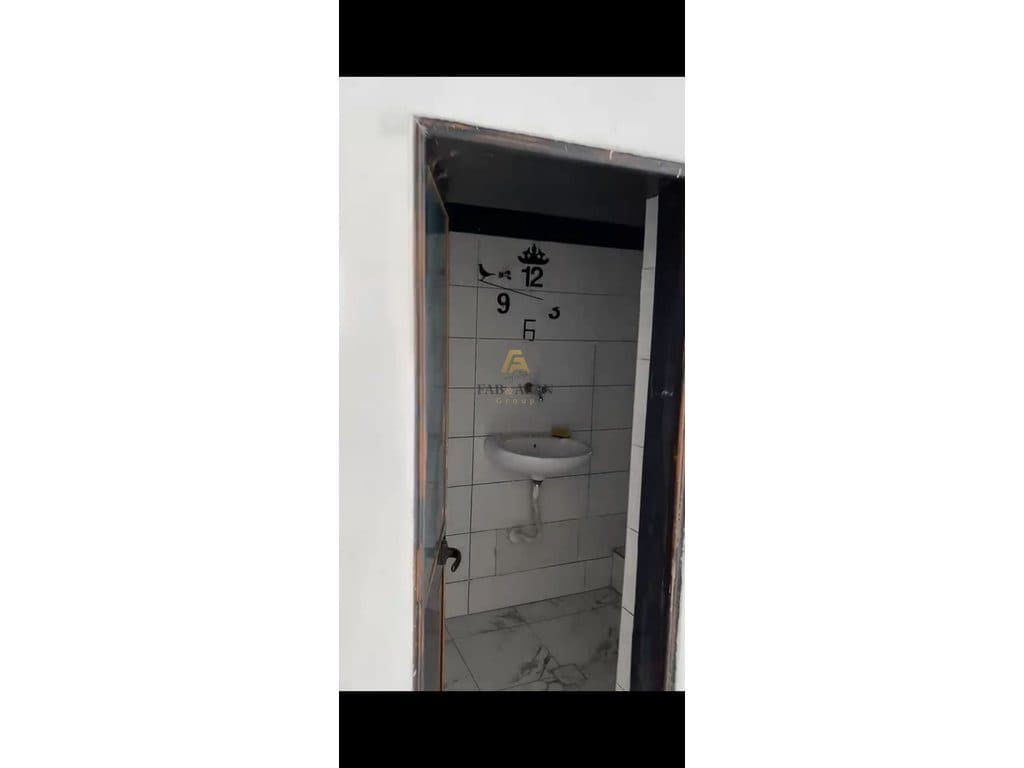 Dyqan To Rent në Kinostudio, Tiranë - 400€ | 60 m²