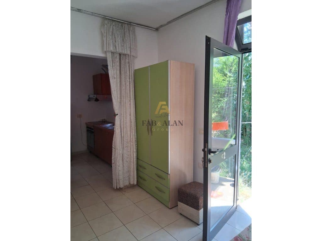 Gazoniere Me Qira në Ali Demi, Tiranë - 200€ | 60 m² 3