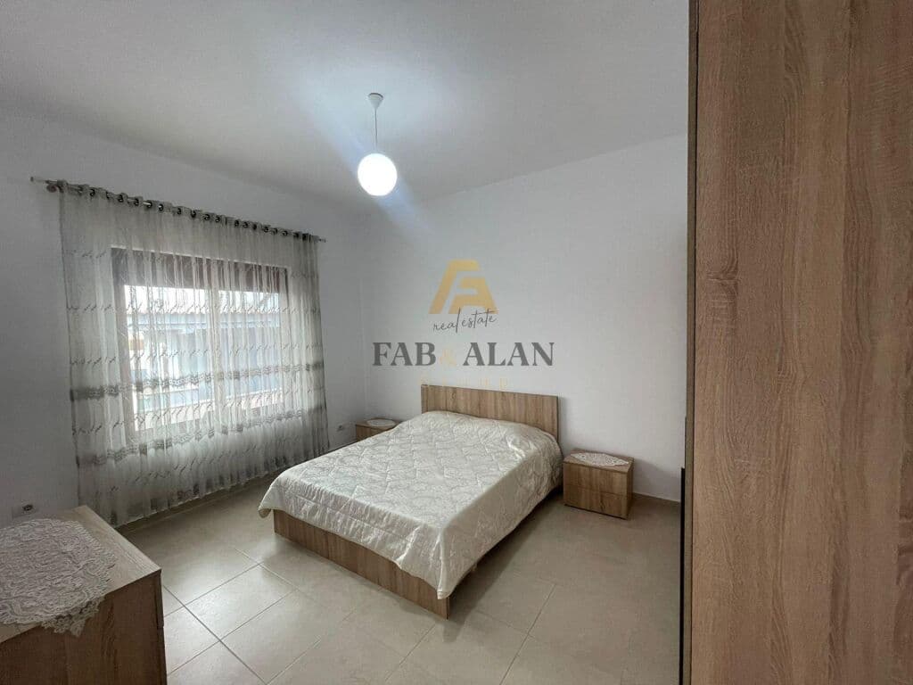APARTAMENT ME QERA 1+1 TEK RRUGA E DIBRES! 3