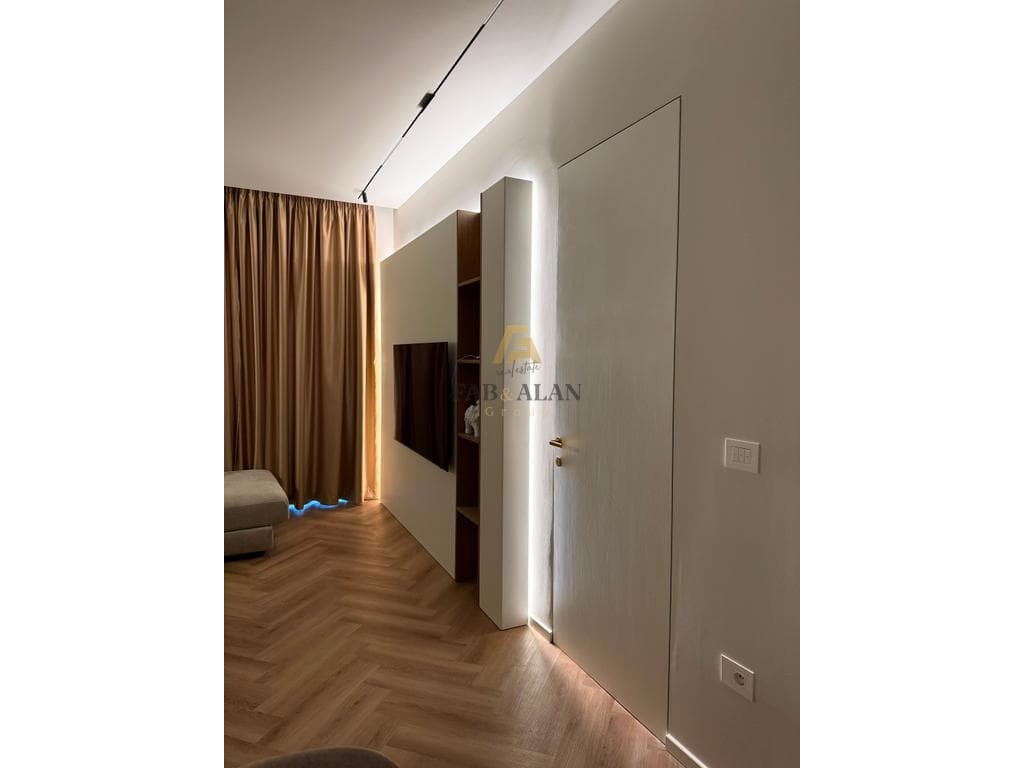 Apartament 1+1 Me Qira në Tiranë - 800€ | 64 m² 2