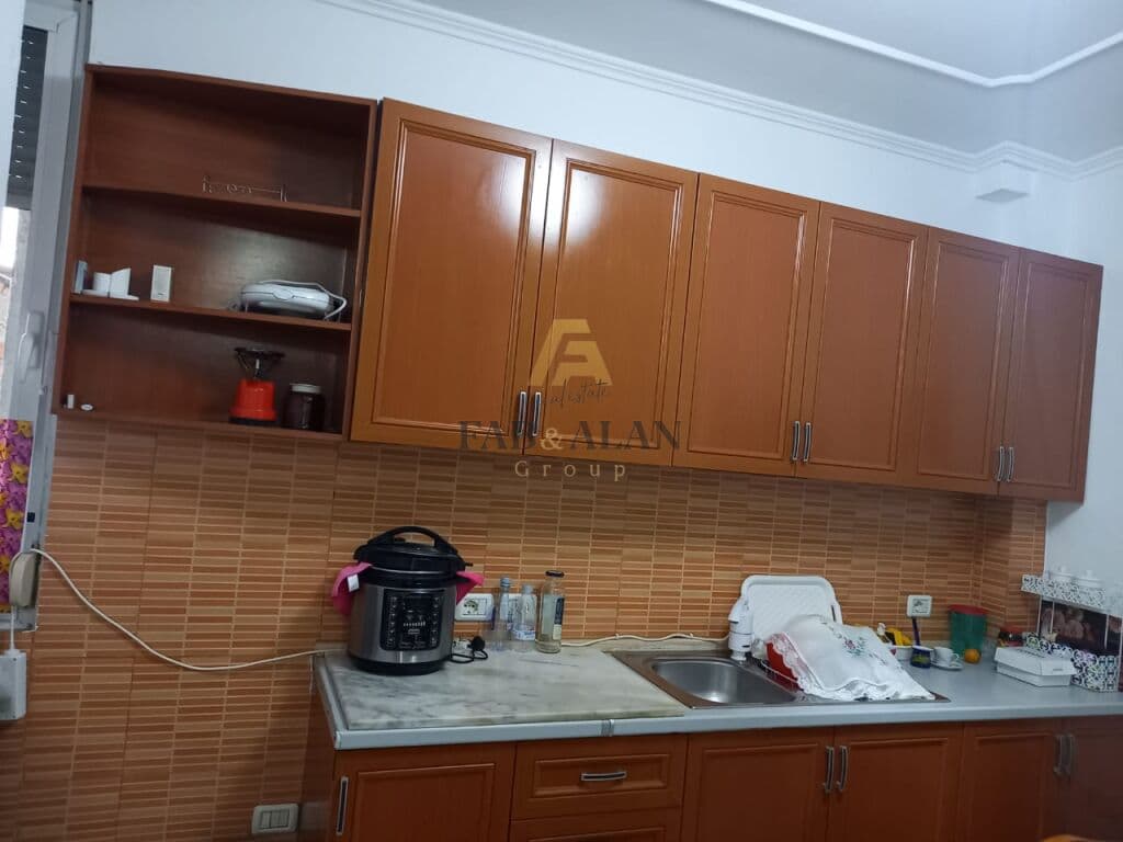 TEK RIZA CEROVA APARTAMENT 1+1 PER QERA! 3