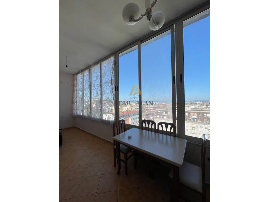 NE FRESK TEK RRUGA THESARIT APARTAMENT 2+1 PER QERA! 2