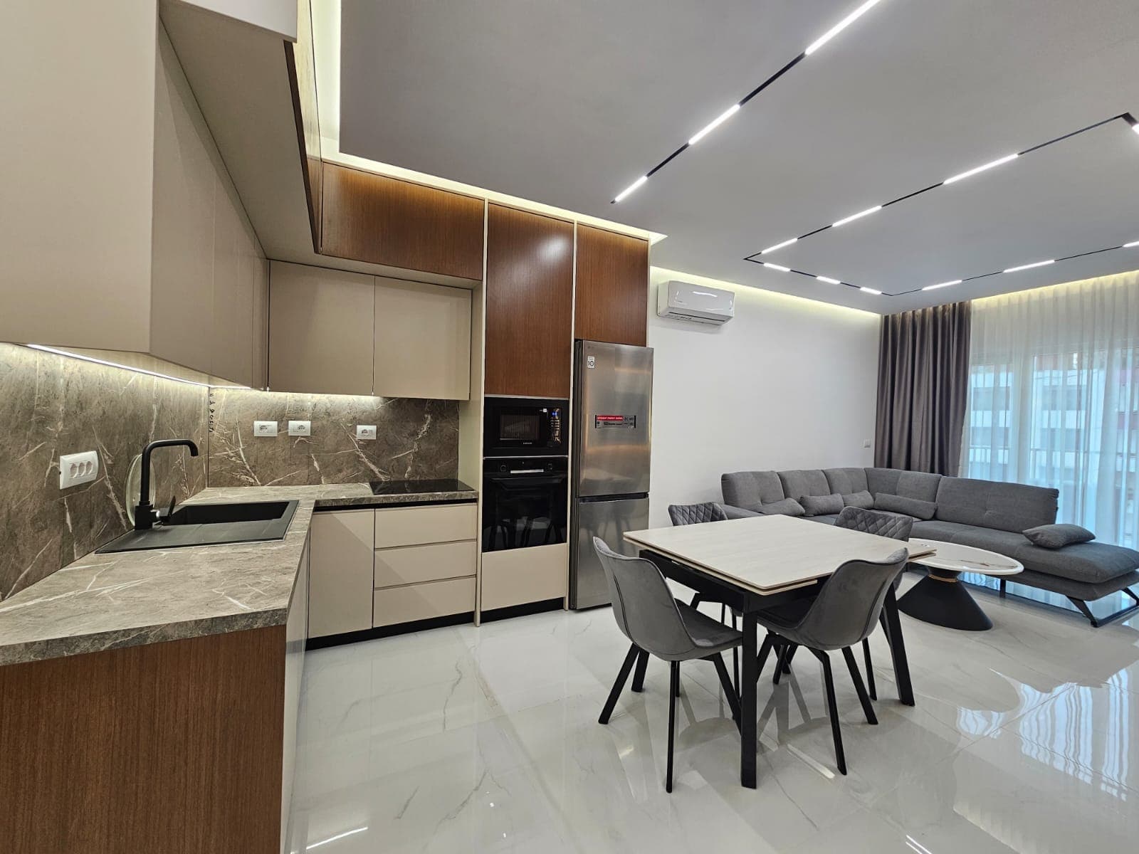 🏡 JEPET ME QIRA APARTAMENT 2+1 – ZOGU I ZI! 3