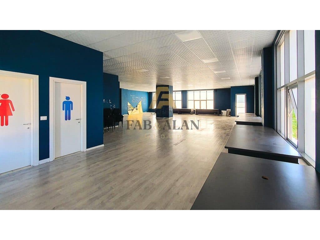 Hapësirë Multifunksionale për Shitje në Rrugën Bardhyl, Tiranë - 600,000 € | 240 m² 2