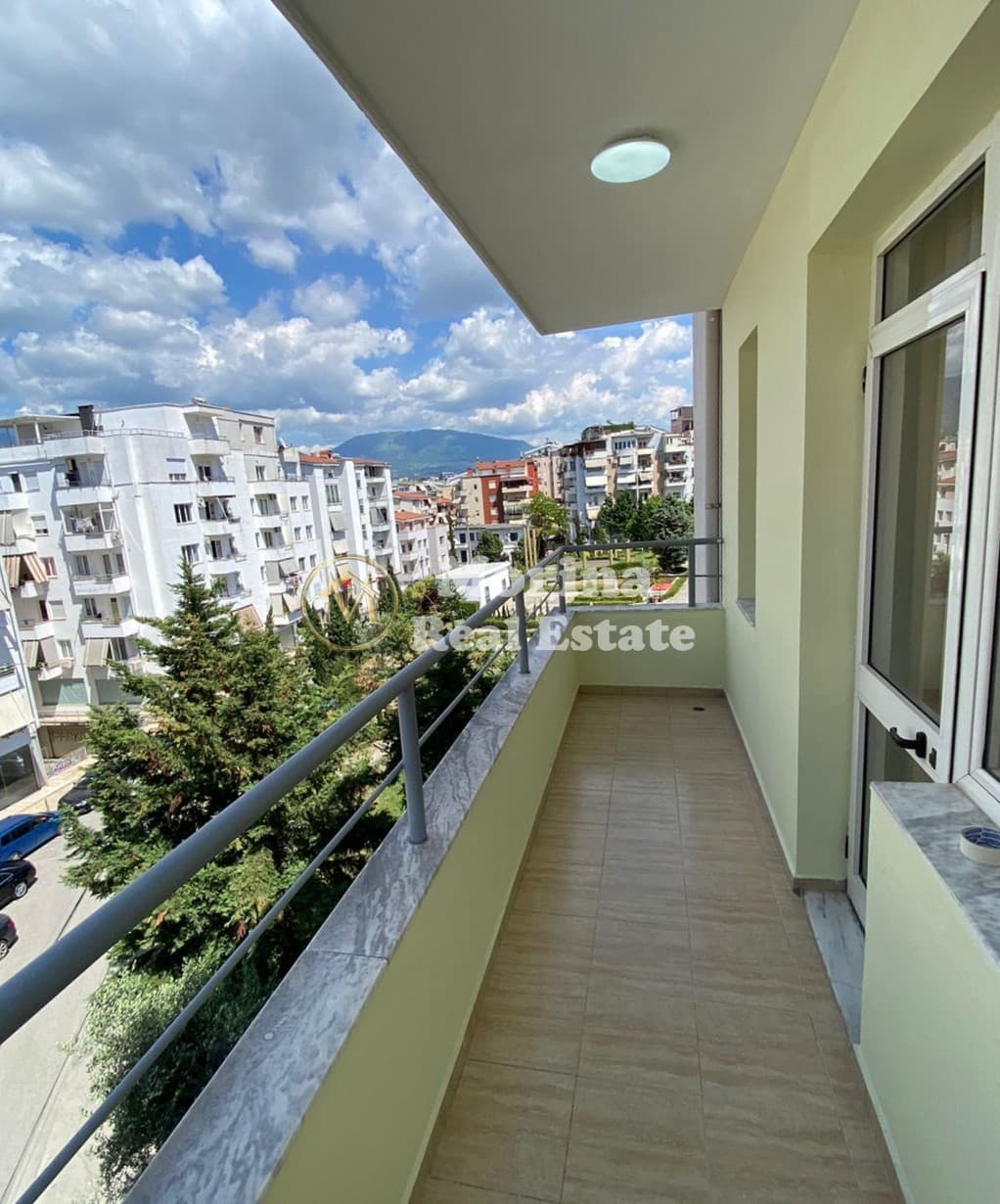 Qera | Apartament 2 + 1 | Kodra e Diellit | 500 €/muaj