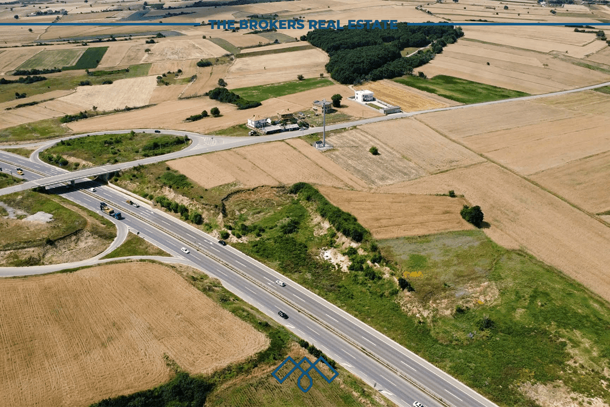 Truall në shitje 76 ari – Kijevë. 3