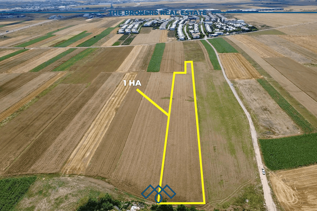 Truall në shitje 1 hektar – Preoc – afër Lagjës Marigona.