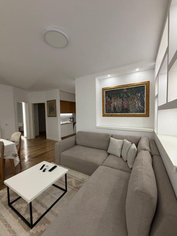 🏡 PËR QIRA | APARTAMENT 2+1 – ASTIR