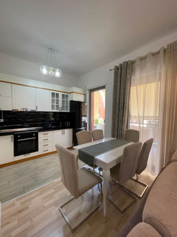 🏡 Apartament 2+1+2 për Qira 📍 Kompleksi Delijorgji 4