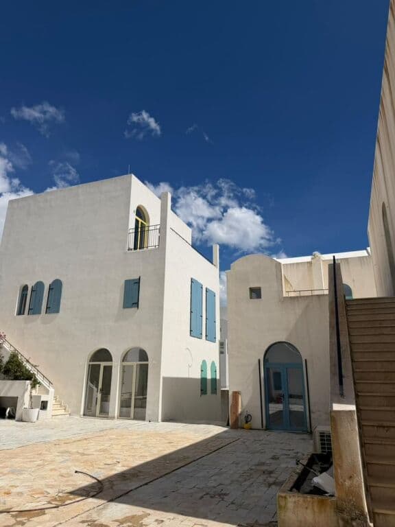 🌊 APARTAMENT 2+1 PËR SHITJE – SANTORINI RESIDENCE, DHËRMI