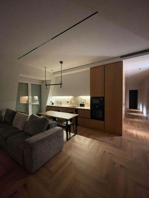 🏡 Apartament me qira – Joy Residence, pranë TEG