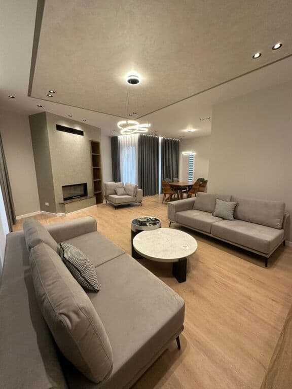 🏡 Luginë e Gjelbër, Liqeni i Thatë – Vilë për Qira 2
