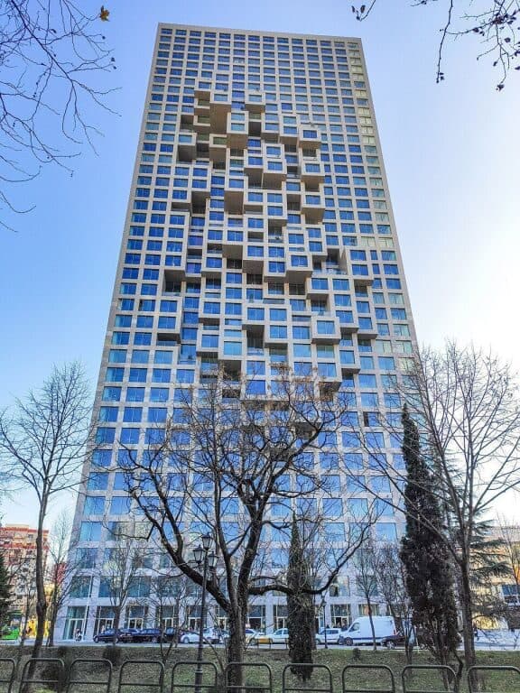 🏙️ APARTAMENT PREMIUM PËR SHITJE 2+1 + 2 TUALETE & BALKON | DOWNTOWN ONE 2