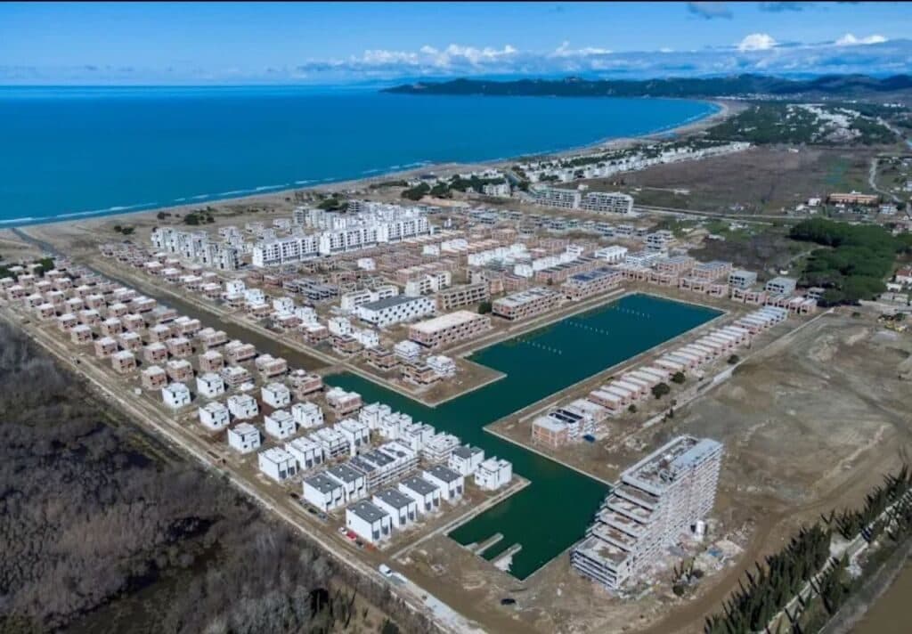 🏡 Apartament 1+1 për Shitje – Gjiri i Lalzit, Marina Turqizë 3