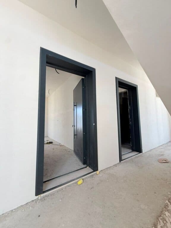 🏖️ APARTAMENT 1+1 PËR SHITJE – RADHIMË, VLORË 🌊