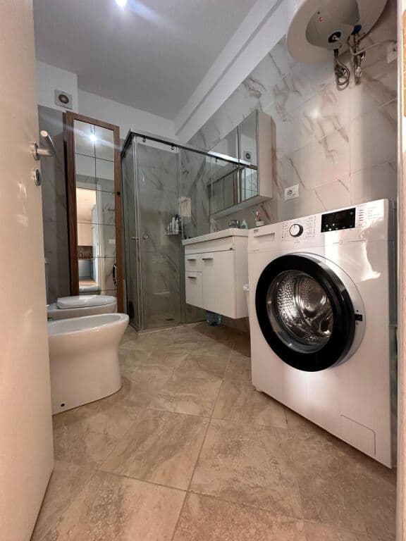 🏡 APARTAMENT 2+1 PËR SHITJE – LURA 3, GJIHANI I LALZIT 🌊✨📜 Me titull pronësie
