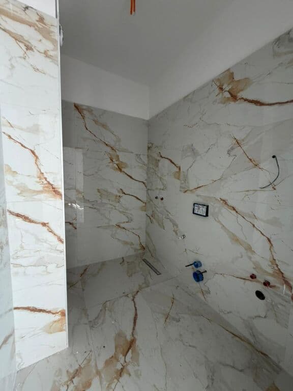 🚨 Ulje Çmimi – Mundësi e shkëlqyer Investimi! 🚨 🏡 Apartament për Shitje 3+1+2 Banjo + Depo – Splendor Residence, Porcelan 2