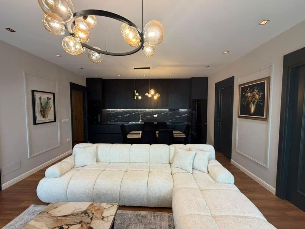 🏡 APARTAMENT ME QIRA 3+1+2 + VEND PARKIMI | NDËRTESA ME KOPSHT 2