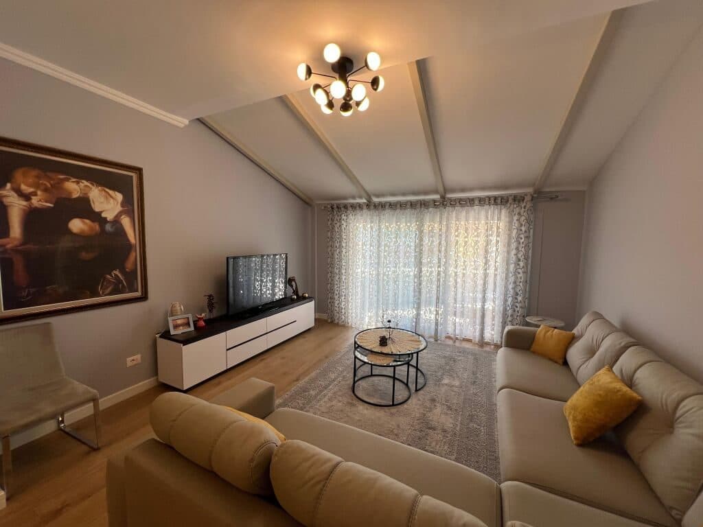 🏡 Apartament 2+1 për Qira 📍 Pranë Shkollës së Baletit 4