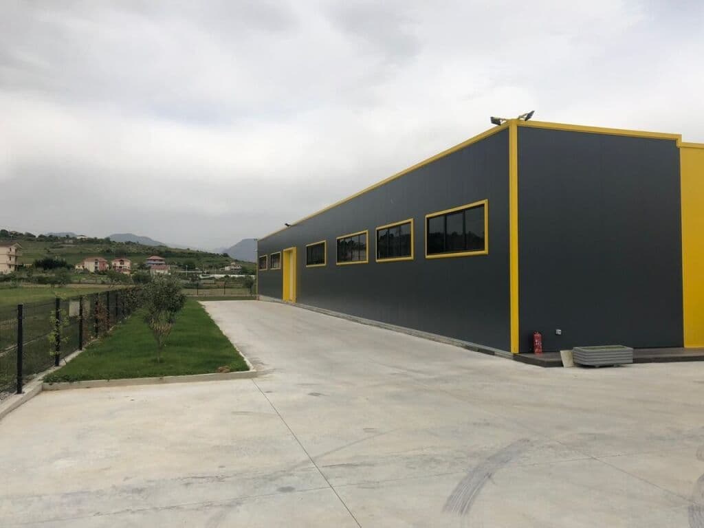 🏭 Magazina për Qira me Lokacion në Prush! 1