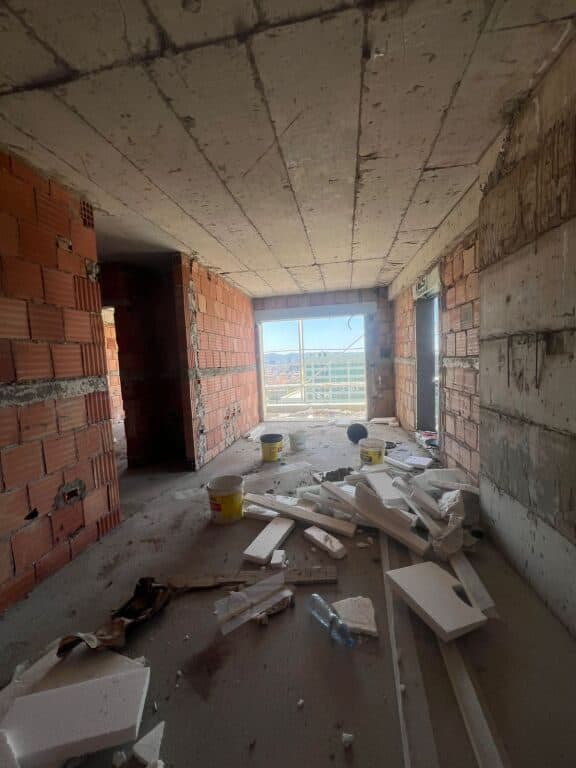 🏡 Apartament 1+1 për Shitje 2