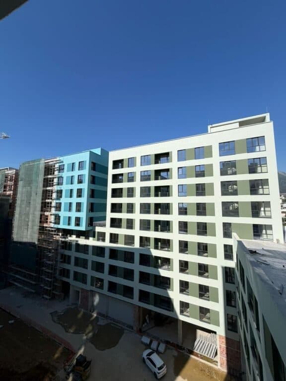 🚨 Ulje Çmimi – Mundësi e shkëlqyer Investimi! 🚨 🏡 Apartament për Shitje 3+1+2 Banjo + Depo – Splendor Residence, Porcelan 3