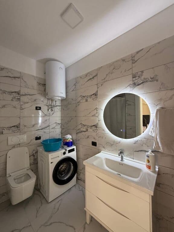 🏖️ APARTAMENT 1+1 PËR SHITJE ME PAMJE NGA DETI – RANA E HEDHUN 🌊 4